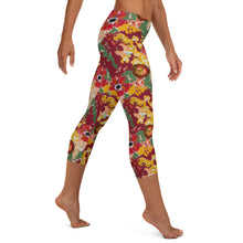 Load image into Gallery viewer, Maroon Hawaiian Capri Leggings